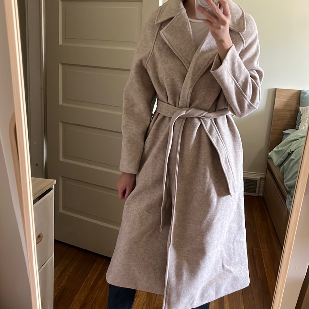 NWT Korean fall/winter jacket - Picture 2 of 3